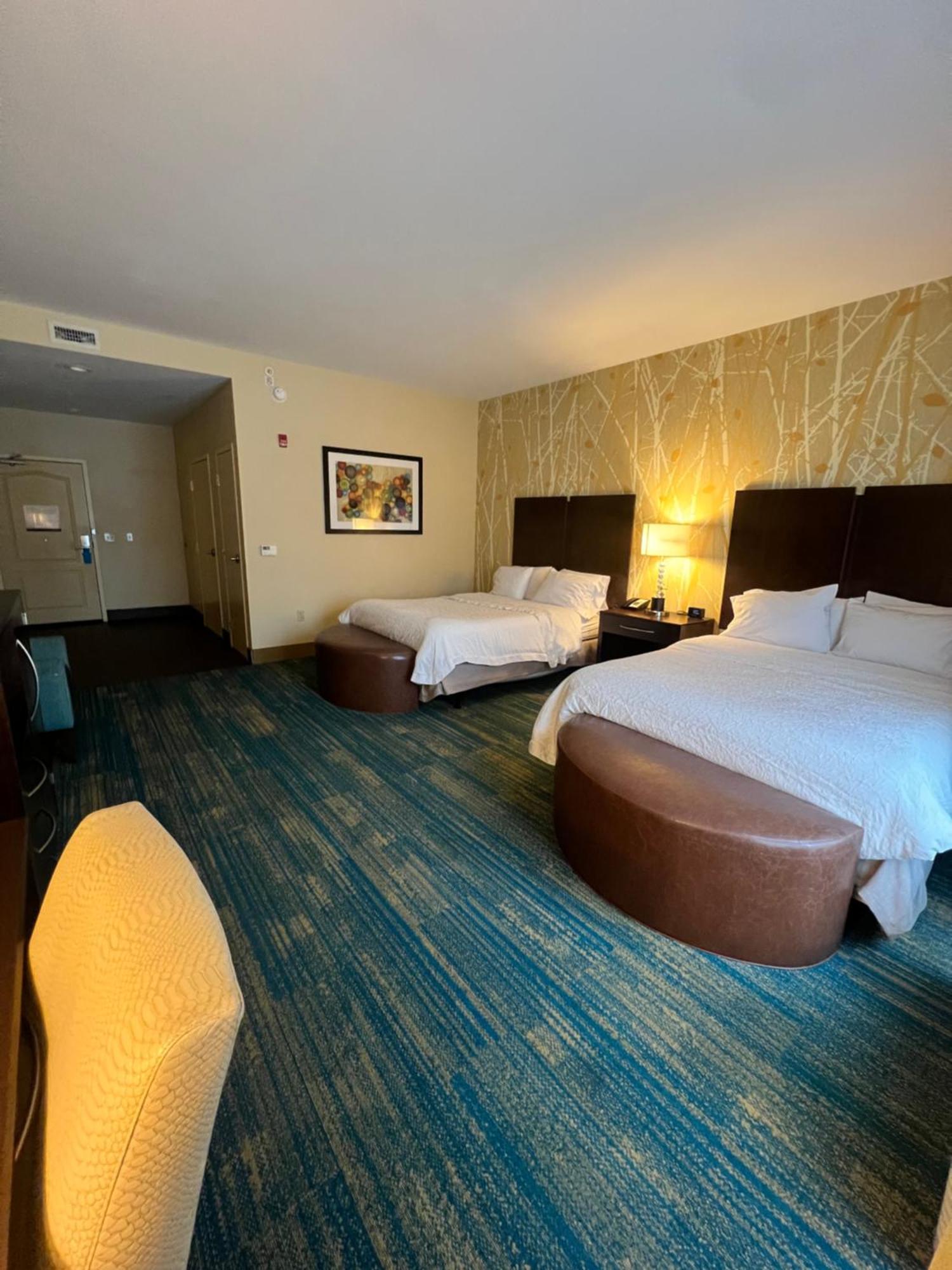 Hampton Inn & Suites Stroudsburg Bartonsville Poconos Esterno foto