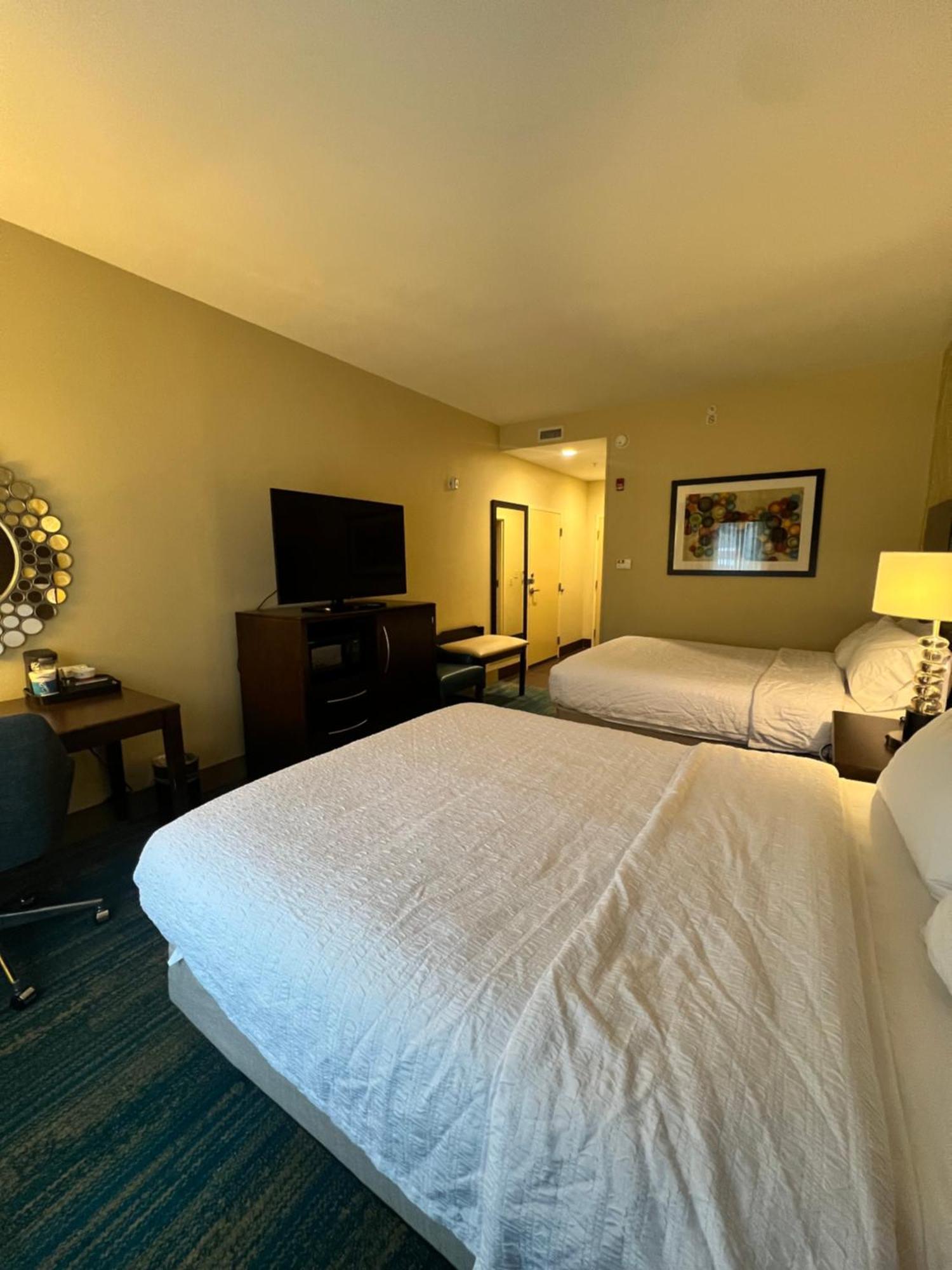 Hampton Inn & Suites Stroudsburg Bartonsville Poconos Esterno foto