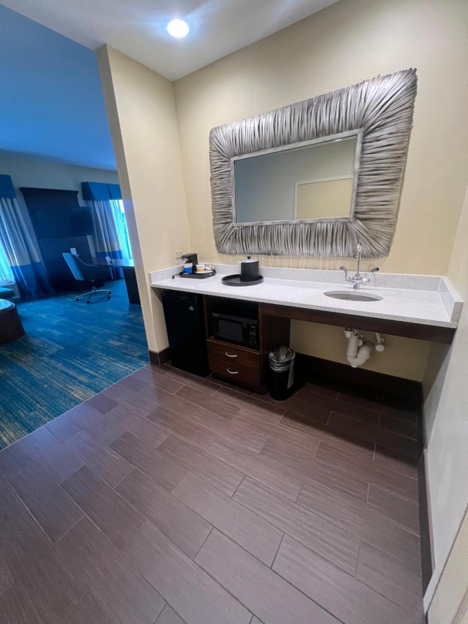 Hampton Inn & Suites Stroudsburg Bartonsville Poconos Esterno foto